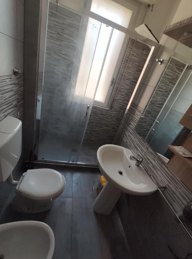 Appartamento C&Y Torelli 1 Novara Luaran gambar