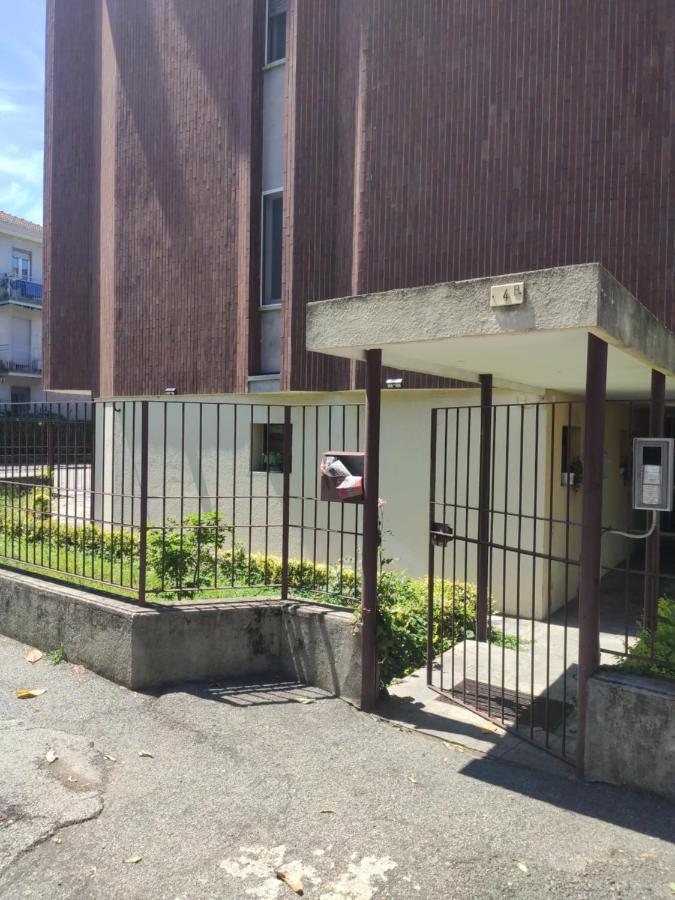 Appartamento C&Y Torelli 1 Novara Luaran gambar